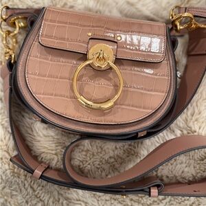 Chloe Tess croc-embossed bag mauve color